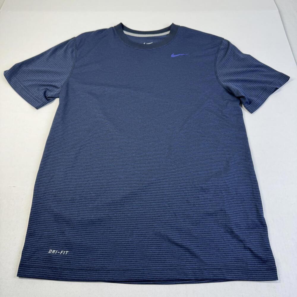 Nike Men’s Dri-Fit Blue T-Shirt Size M